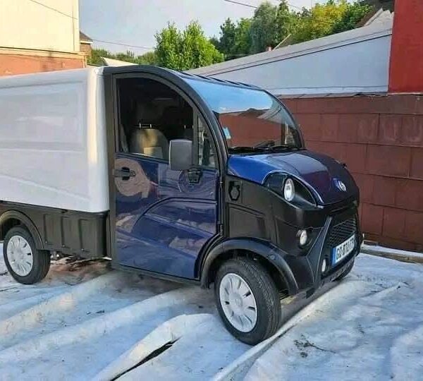 Aixam d truck avec écran
