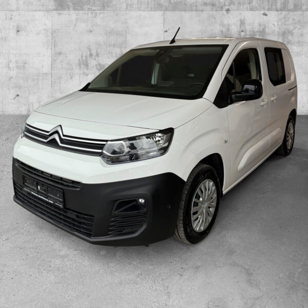 Citroën Berlingo avec très puissant turbodiesel EURO 6 BlueHDi 102HK. Édition PROFF bien équipée